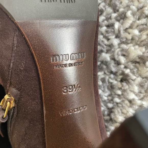 New miu miu suede ankle boots in chocolate brown size 39.5 made in Italy - Picture 8 of 13